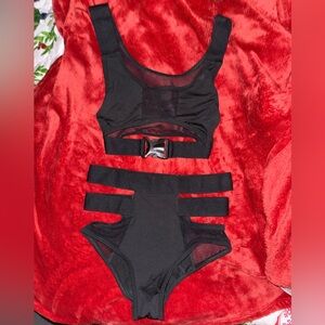 FASHION NOVA black mesh, 2-piece bra and panties